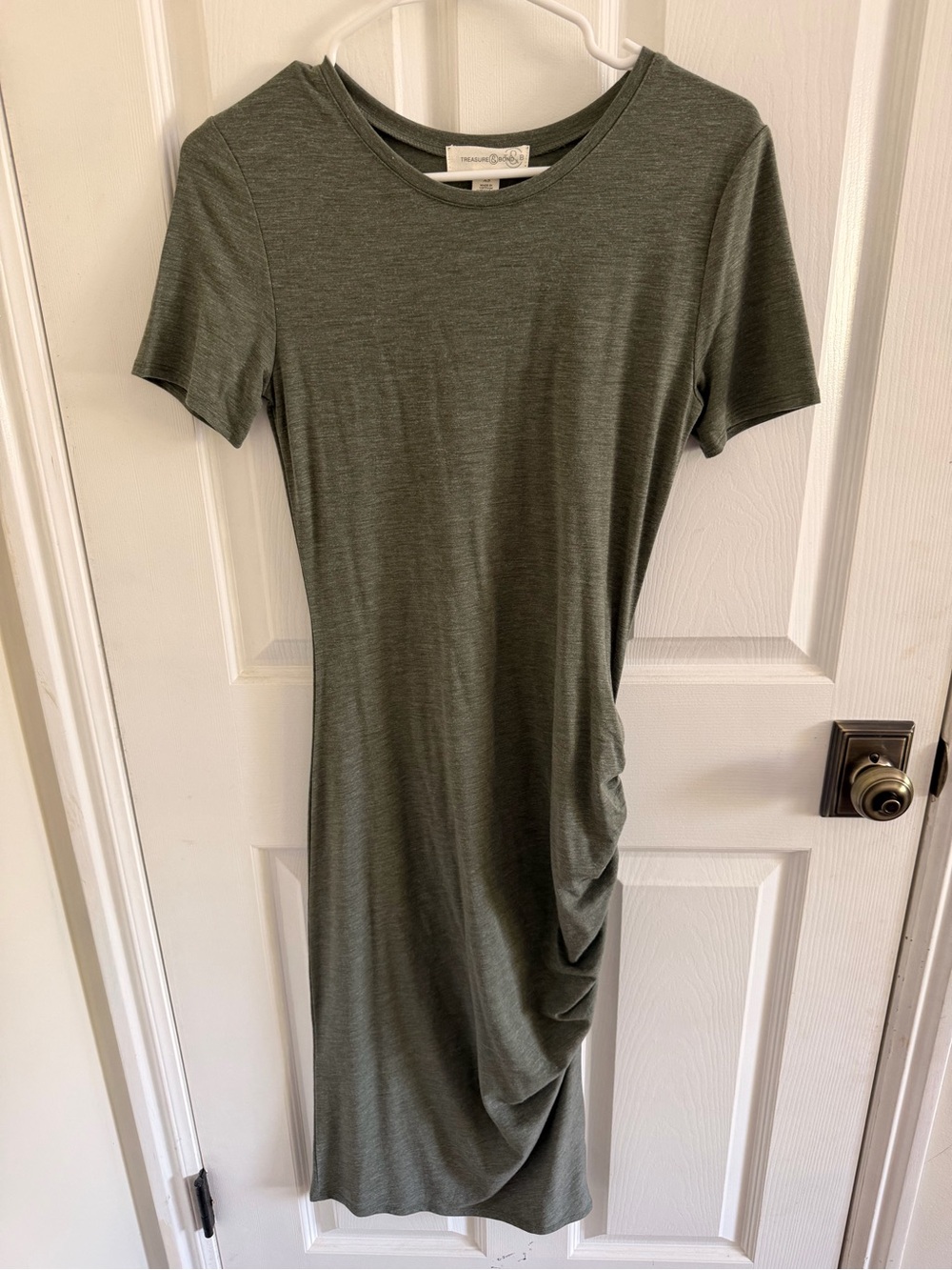 Treasure & Bond Olive Short-Sleeve Midi Dress with Side Ruching